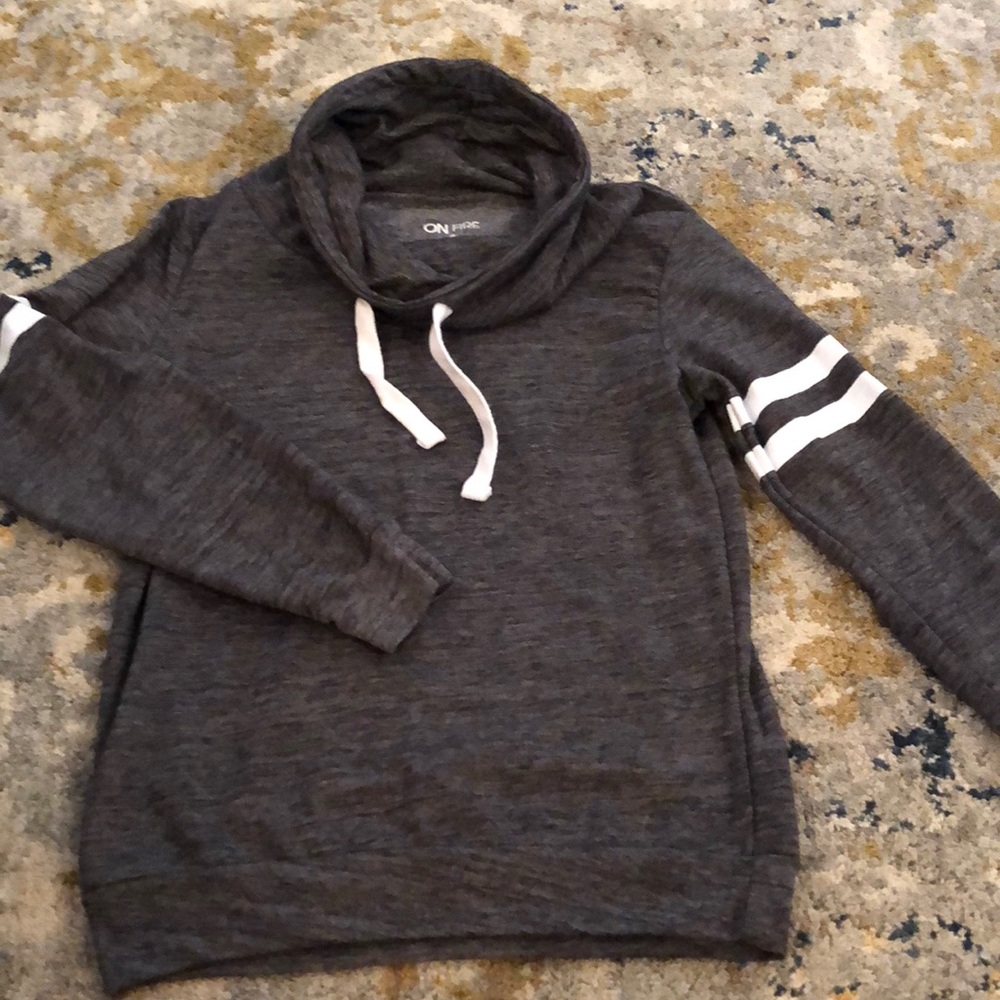 Brown sweatshirt